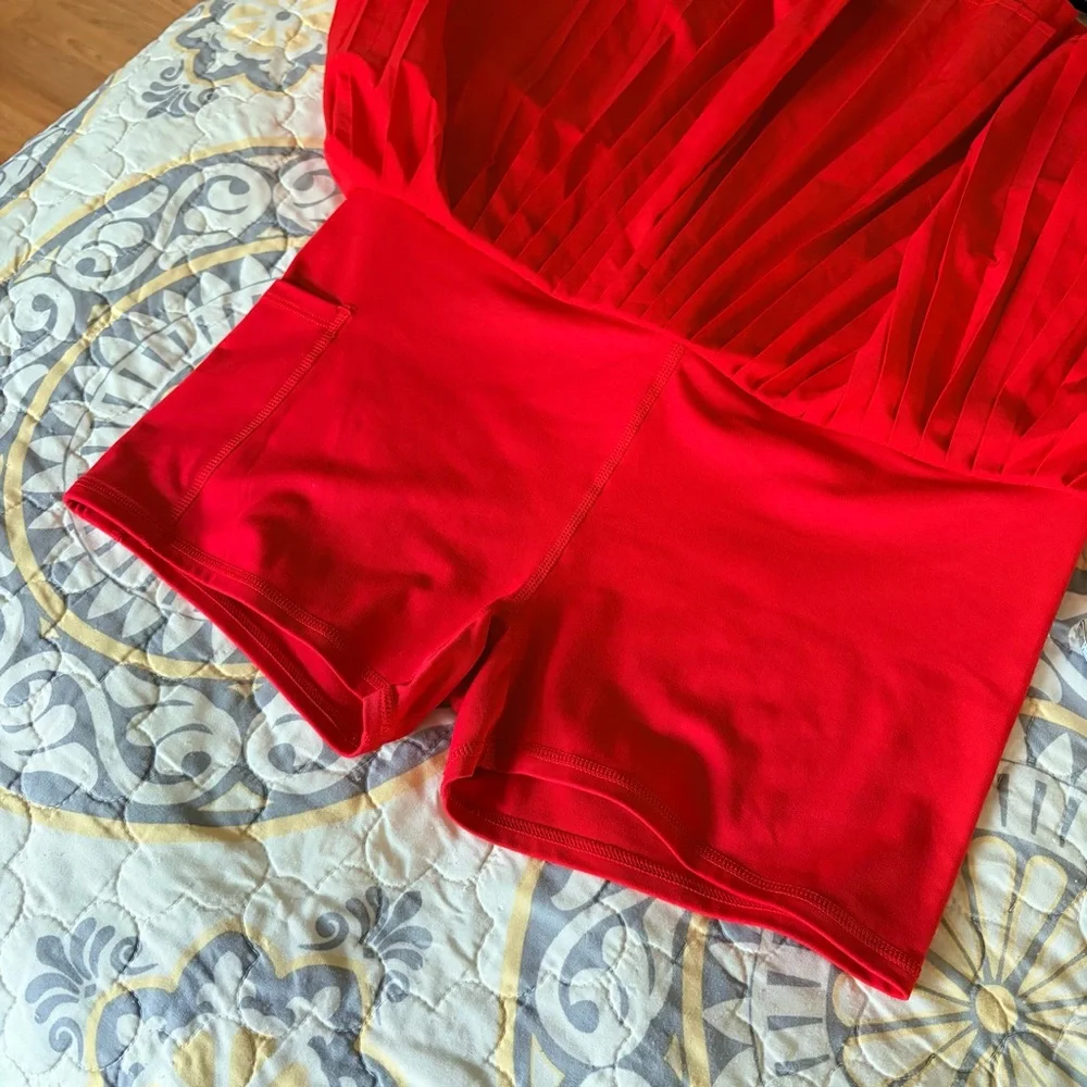Fabletics Hot Shot Pleated Skirt Classic Mini, heated red, Large - Picture 10 of 10